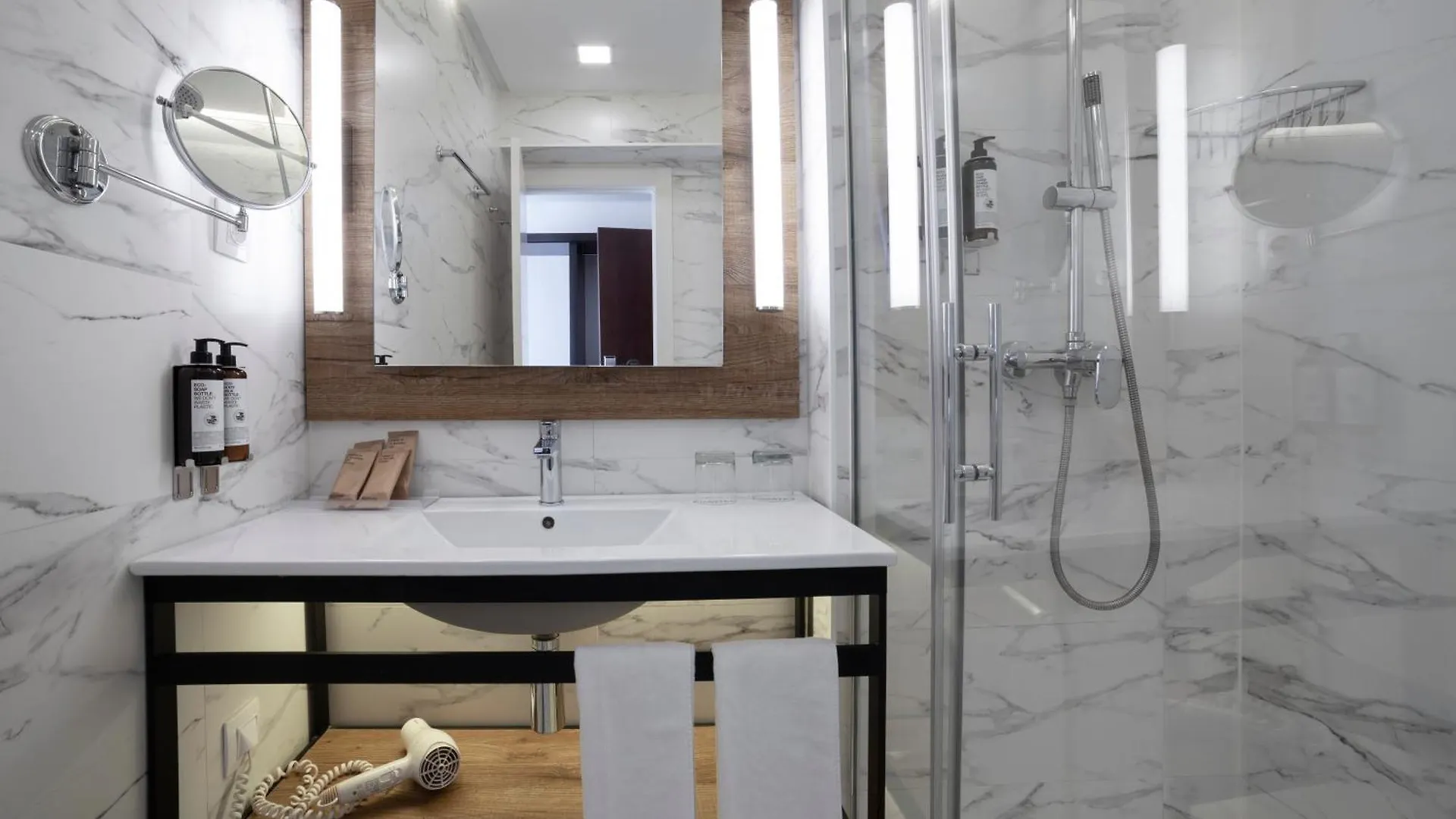 Hotel Petit Palace Arana Bilbao