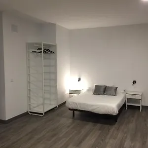 https://room-and-kitchen-bilbao.sansebastianhotels.net