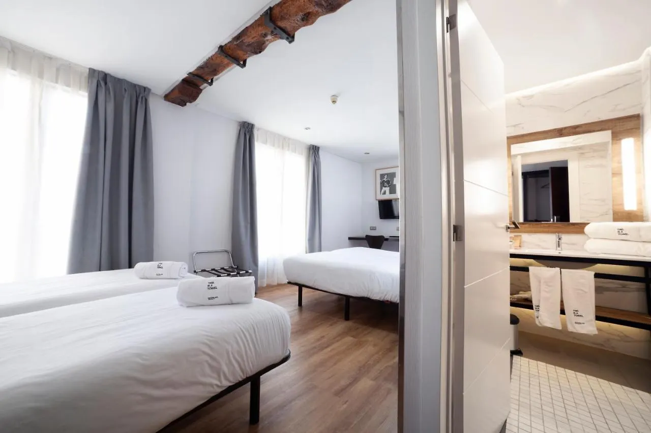 Petit Palace Arana Bilbao 3*,