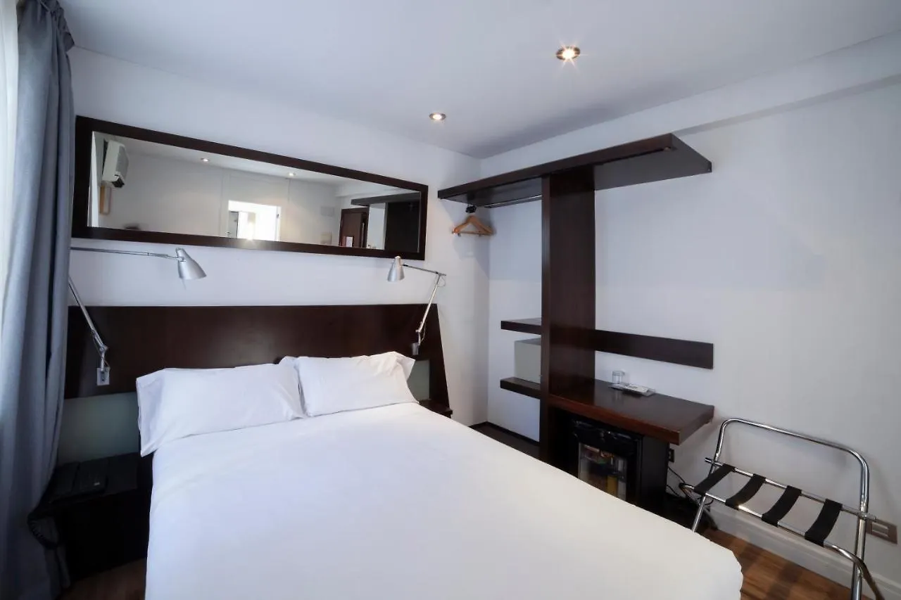*** Szálloda Petit Palace Arana Bilbao Spanyolország